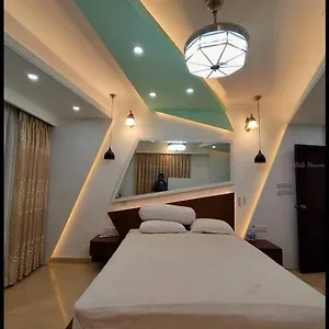 Hotel The Castle, Dhaka